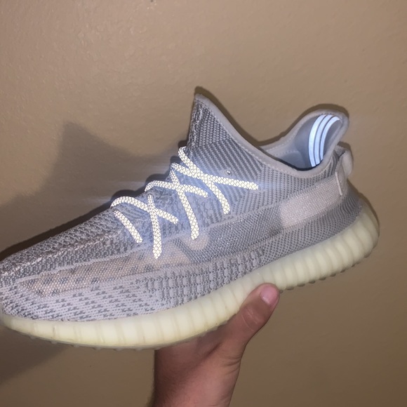 Yeezy Boost 350 - Picture 7 of 9